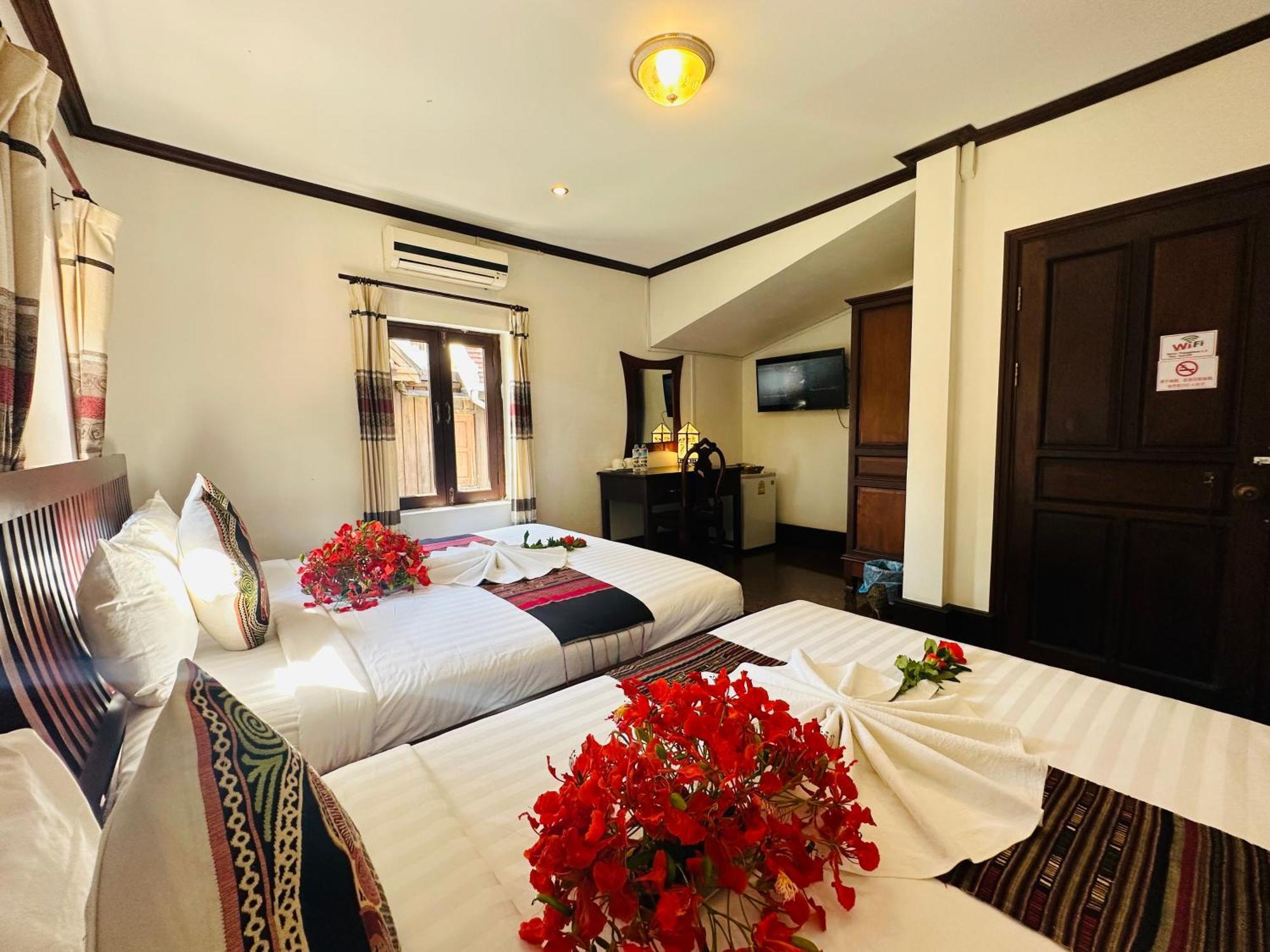 לואנג פרבאנג Thatsaphone Hotel מראה חיצוני תמונה