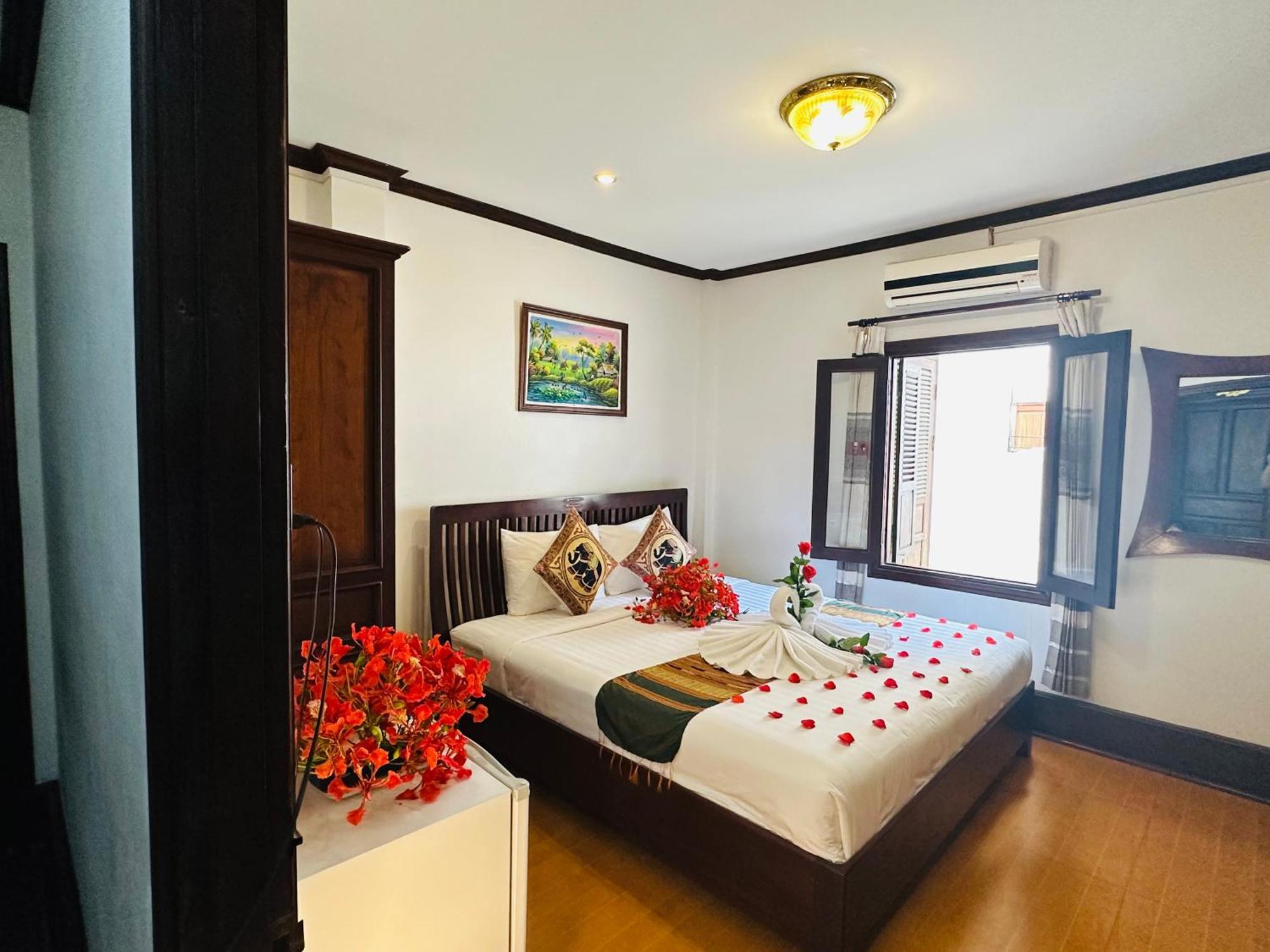 לואנג פרבאנג Thatsaphone Hotel מראה חיצוני תמונה