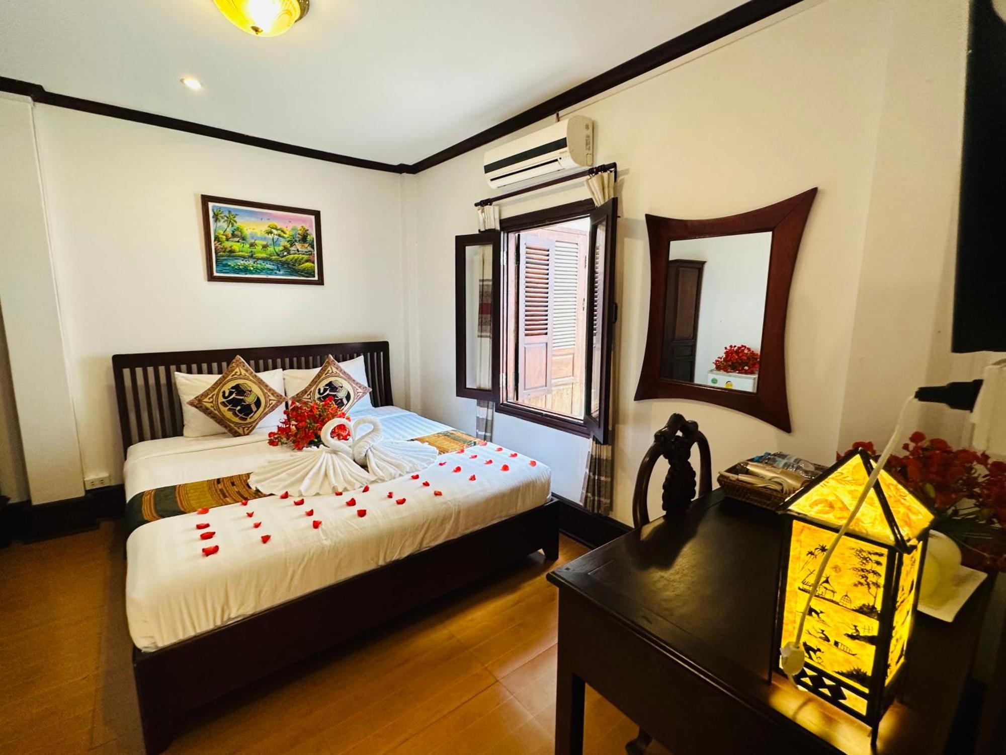 לואנג פרבאנג Thatsaphone Hotel מראה חיצוני תמונה